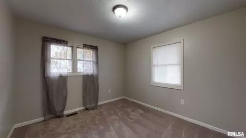 112 N Spring St, Metamora, IL 61548 photo 17