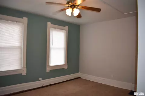 536 N Johnson St, Macomb, IL 61455 photo 16