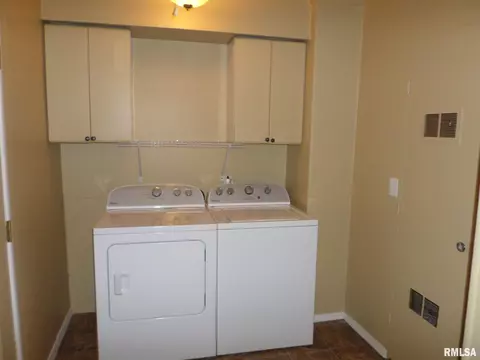 706 E Jefferson St, Macomb, IL 61455 photo 5