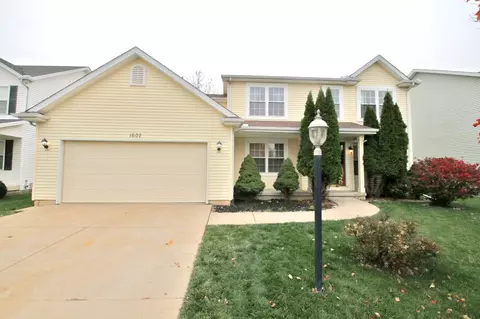 1607 W Meadowview Dr, Dunlap, IL 61525 photo 2
