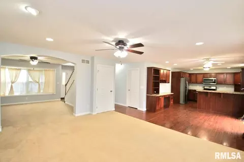 1607 W Meadowview Dr, Dunlap, IL 61525 photo 12