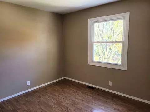 1435 E Sycamore St, Canton, IL 61520 photo 20