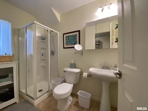 1327 Parkview Dr, Macomb, IL 61455 photo 22