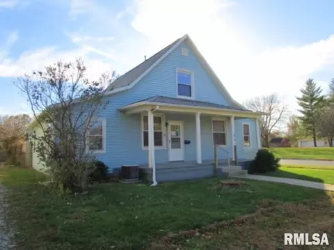 706 E Walnut St, Canton, IL 61520 photo 1