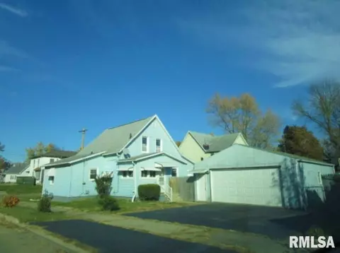 706 E Walnut St, Canton, IL 61520 photo 21
