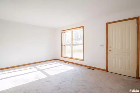 1023 3rd St, Lacon, IL 61540 photo 5