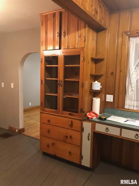 404 E Washington St, Cuba, IL 61427 photo 14