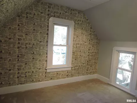 1135 Maple Ave, Macomb, IL 61455 photo 21