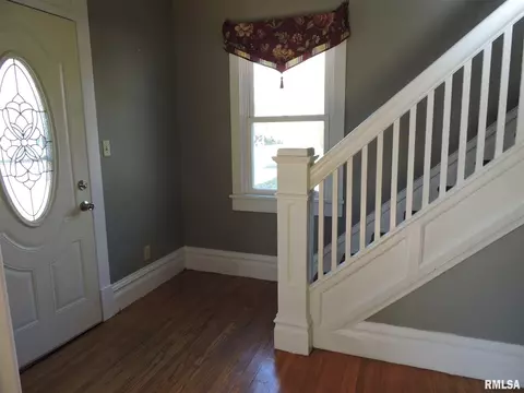 1135 Maple Ave, Macomb, IL 61455 photo 5