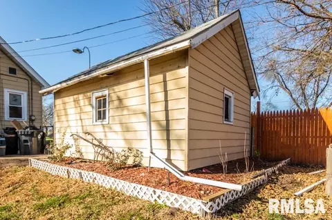 1202 S 7th St, Pekin, IL 61554 photo 35