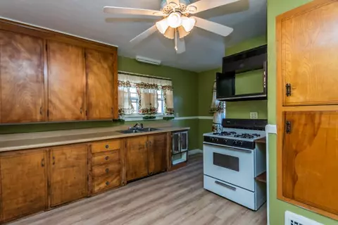 1202 S 7th St, Pekin, IL 61554 photo 13