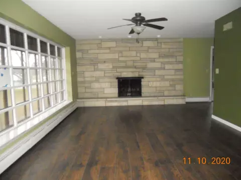 1102 E Grant St, Macomb, IL 61455 photo 4