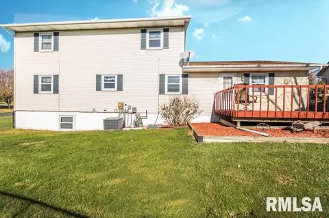 900 Oakwood Dr, Eureka, IL 61530 photo 42