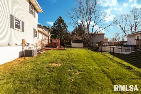 900 Oakwood Dr, Eureka, IL 61530 photo 44