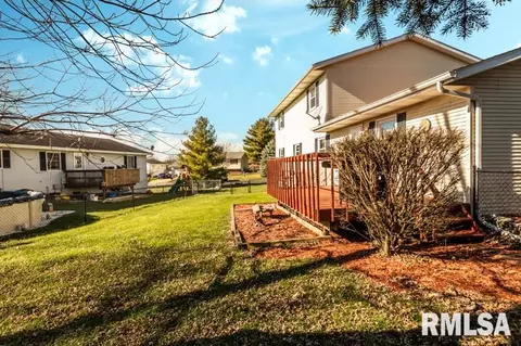 900 Oakwood Dr, Eureka, IL 61530 photo 43