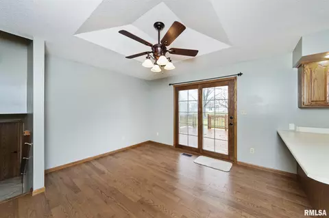 602 Bayside Dr, Germantown Hills, IL 61548 photo 12