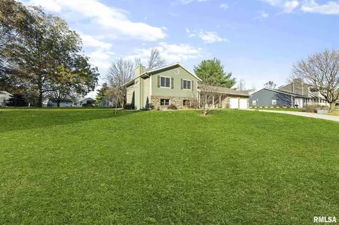 602 Bayside Dr, Germantown Hills, IL 61548 photo 3