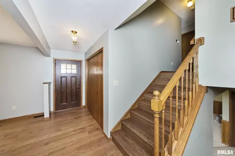 602 Bayside Dr, Germantown Hills, IL 61548 photo 9