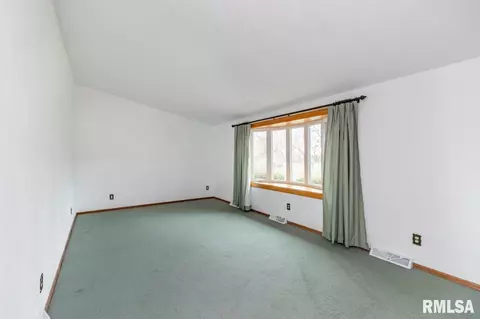 5114 S Chesterfield Ct, Mapleton, IL 61547 photo 6