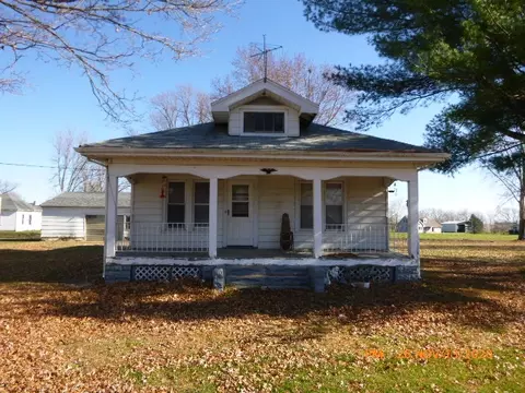 1155 130th St, Berwick, IL 61417 photo 1