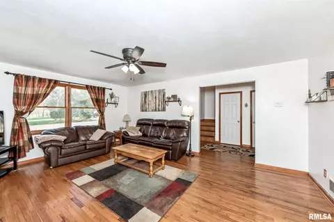 5105 S Chesterfield Ct, Mapleton, IL 61547 photo 8