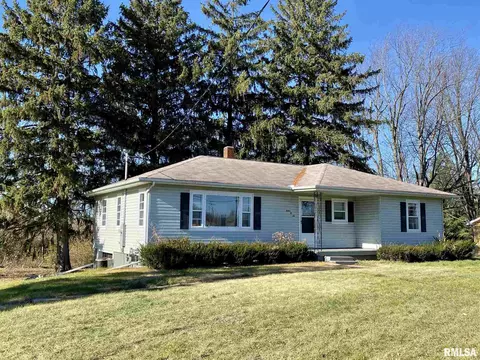1206 S Johnson St, Macomb, IL 61455 photo 1