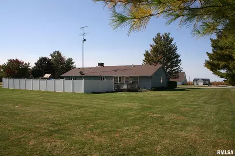 1225 China Rd, Macomb, IL 61455 photo 10