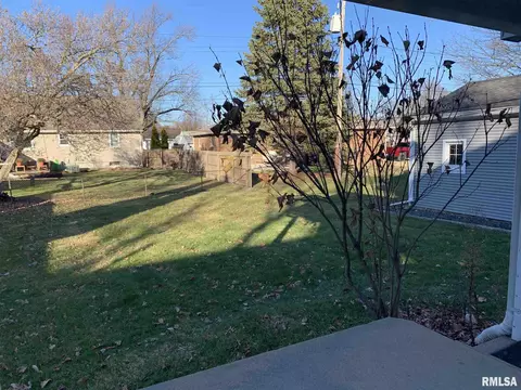 513 E Tyler St, Morton, IL 61550 photo 35