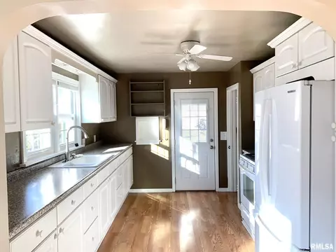 513 E Tyler St, Morton, IL 61550 photo 22
