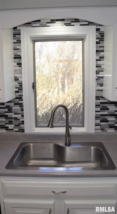 5018 S Lake Camelot Dr, Mapleton, IL 61547 photo 8