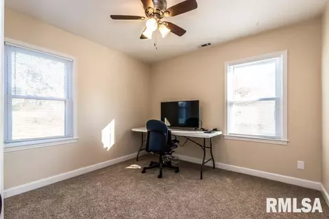 205 W Gloria Dr, Eureka, IL 61530 photo 21