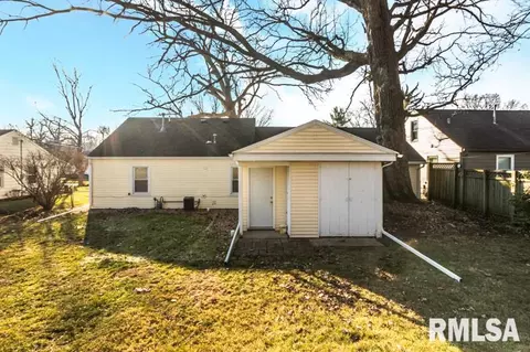 205 W Gloria Dr, Eureka, IL 61530 photo 35