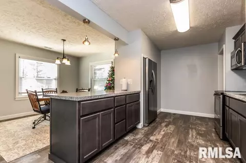 205 W Gloria Dr, Eureka, IL 61530 photo 14