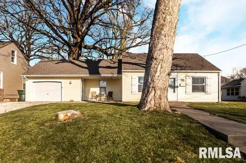 205 W Gloria Dr, Eureka, IL 61530 photo 1