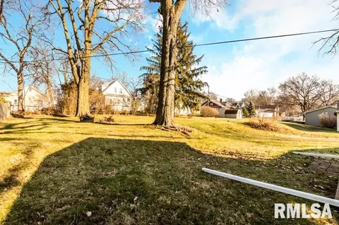 205 W Gloria Dr, Eureka, IL 61530 photo 38