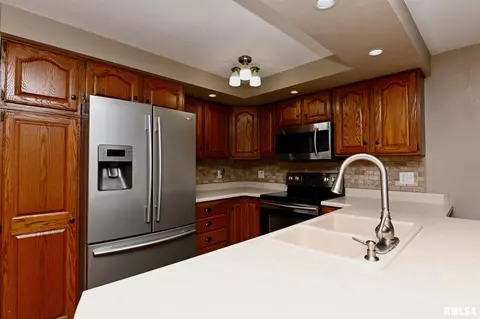 9711 W Dover Ct, Mapleton, IL 61547 photo 12