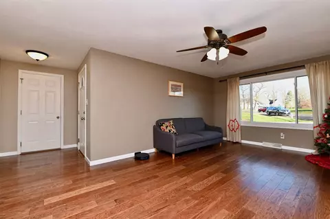 9711 W Dover Ct, Mapleton, IL 61547 photo 32