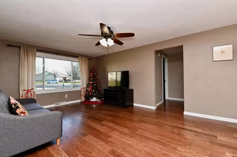 9711 W Dover Ct, Mapleton, IL 61547 photo 14