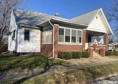 404 W Murray St, Macomb, IL 61455 photo 3
