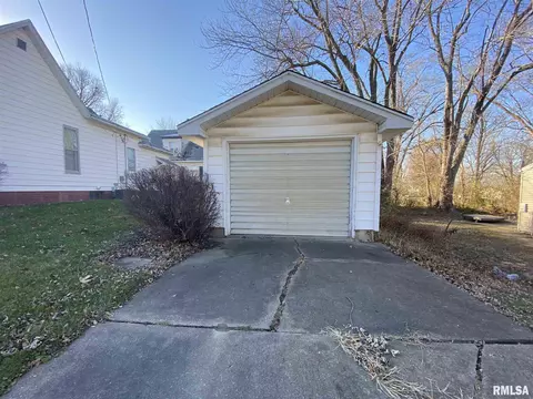 404 W Murray St, Macomb, IL 61455 photo 6