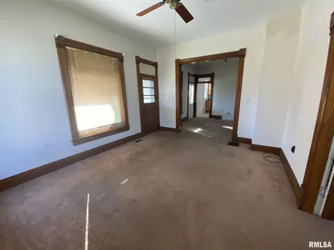 404 W Murray St, Macomb, IL 61455 photo 8