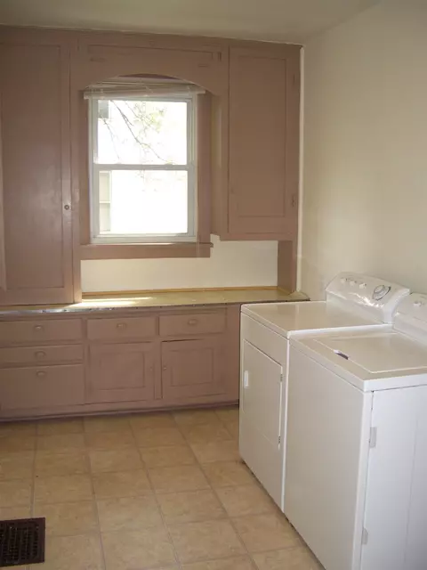 405 N Randolph St, Macomb, IL 61455 photo 4
