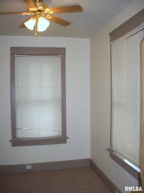 443 W Murray St, Macomb, IL 61455 photo 14