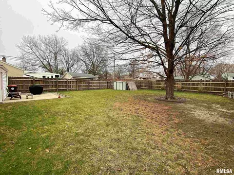 324 Edgewood Ct, Morton, IL 61550 photo 29