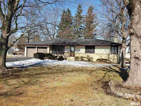1222 E Mckinley St, Lowpoint, IL 61545 photo 1