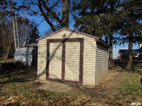 1222 E Mckinley St, Lowpoint, IL 61545 photo 42