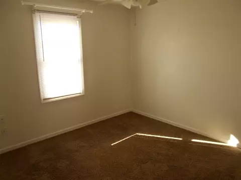 1224 E Washington St, Macomb, IL 61455 photo 5
