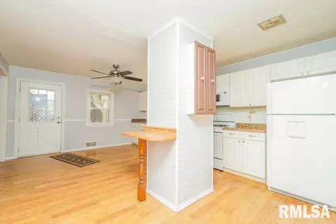 508 W Cruger Rd, Eureka, IL 61530 photo 9