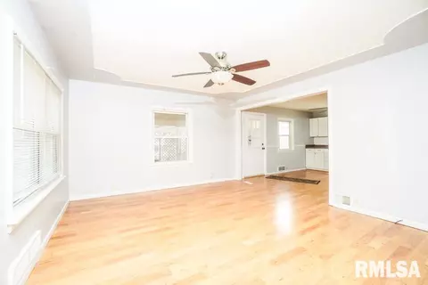 508 W Cruger Rd, Eureka, IL 61530 photo 3