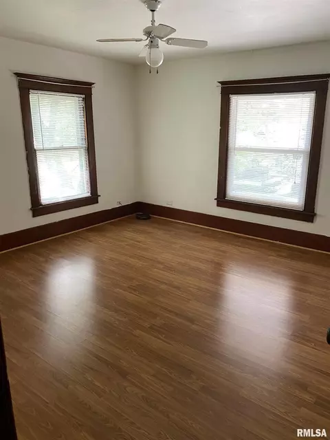 413 N Mcarthur St, Macomb, IL 61455 photo 22